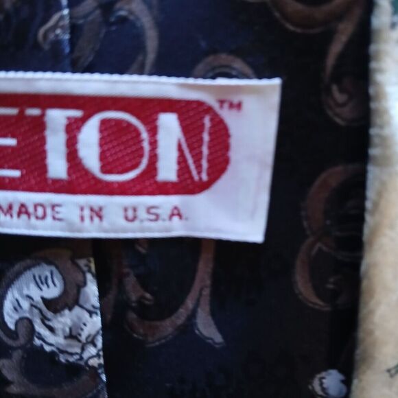 3 Christmas Tie's Zylos, Eton, and Mark Mathicu Collection. - Picture 7 of 13